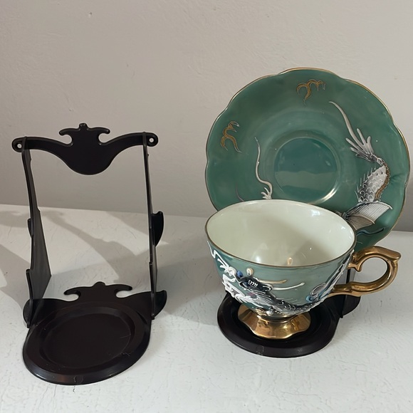 Vintage Westland Plastics L.A California Resin Saucer And Cup Holders - Picture 2 of 3